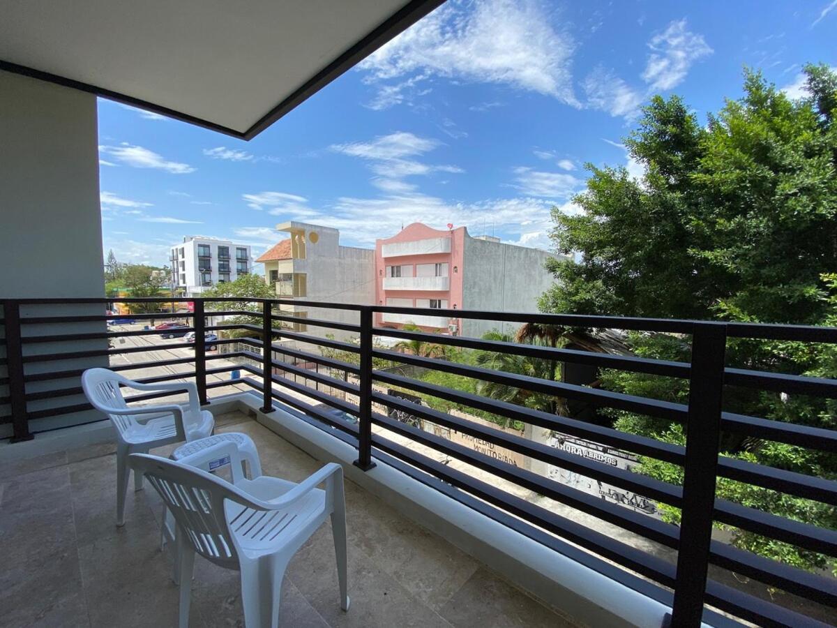 Seaview Roof Pool, Gym Onsite, 4 Blocks To 5th Ave